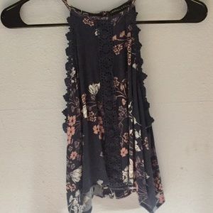 Cropped tank